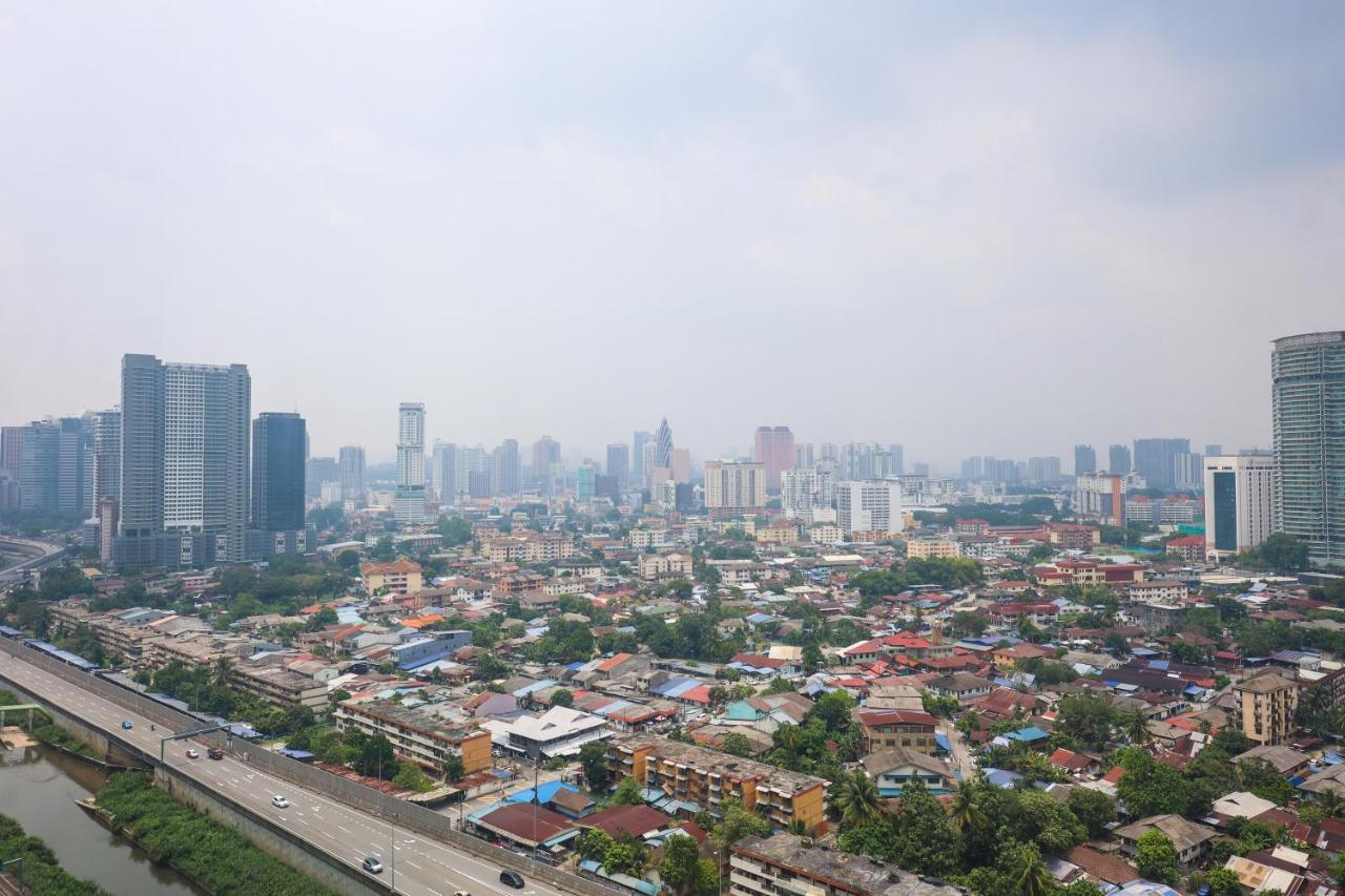 Scarletz At By Dreamcloud Apartemen